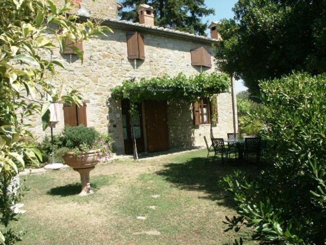 La Morosa Hostal Castel Rigone Exterior foto