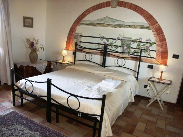 La Morosa Hostal Castel Rigone Exterior foto